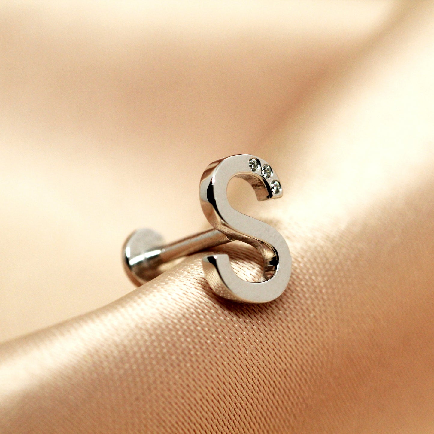 English Letter 3 Diamonds